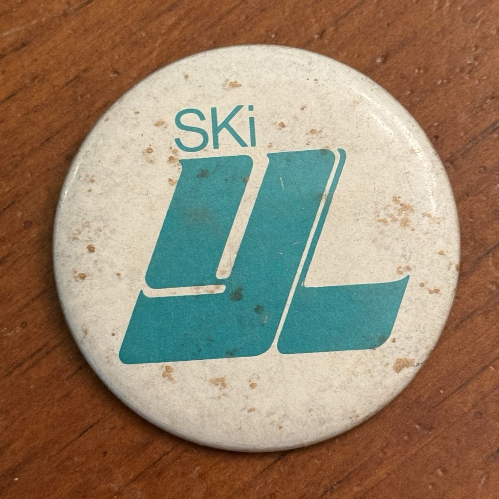 Ski YL Vintage Pinback Button Pin Round Circle